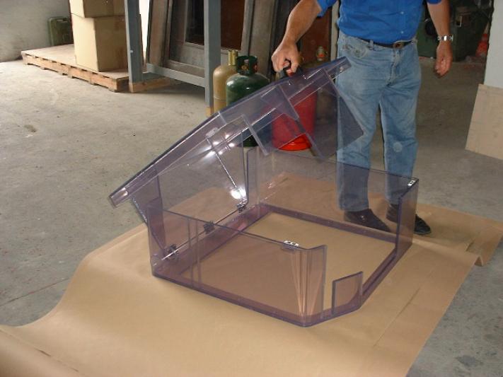 Capot PVC Transparent ép. 10 mm